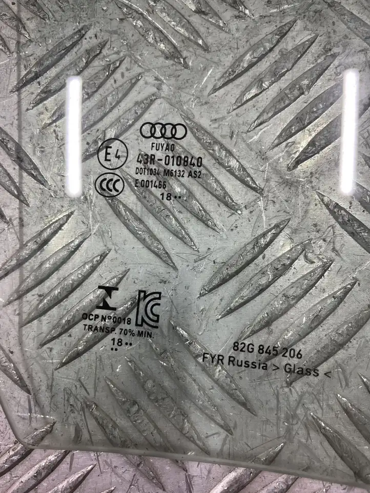 Audi A1 (2010 - 2014) 82G845206 Стекло задней двери — фото 2