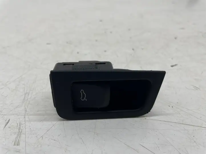 Audi A6 C7 (2011 - 2014) 4G2959830 Кнопка закрытия крышки багажника — фото 1