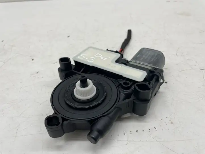 Audi A3/S3 8Y (2020 - ) 5Q0959408D Стеклоподъемник задней двери — фото 2
