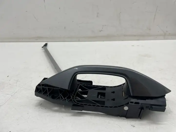 Audi A3/S3 8Y (2020 - ) 8V0839885 Наружная ручка задней двери — фото 2