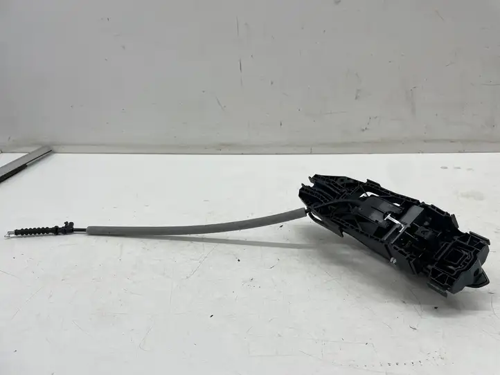 Audi A3/S3 8Y (2020 - ) 8V0839885 Наружная ручка задней двери — фото 3