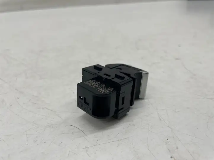 Audi A3/S3 8Y (2020 - ) 4K0959855 Кнопка стеклоподъемников — фото 2