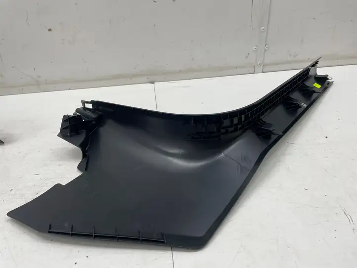Audi A3/S3 8Y (2020 - ) 8Y2867271 Внутренняя отделка переднего порога — фото 2