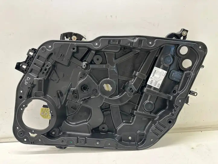 Mercedes-Benz CLA C118,X118 (2019 - ) A0997203202 Стеклоподъемник передней двери (без мотора) — фото 1