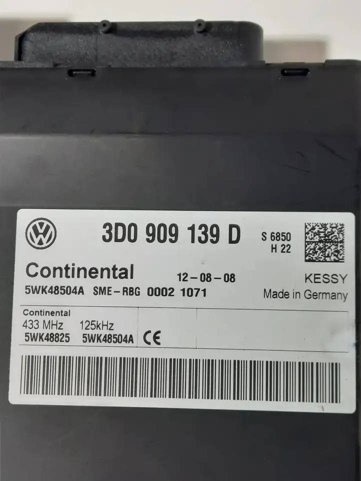 Volkswagen Touareg I (2002 - 2010) 3D0909139D Блок бесключевого доступа — фото 3