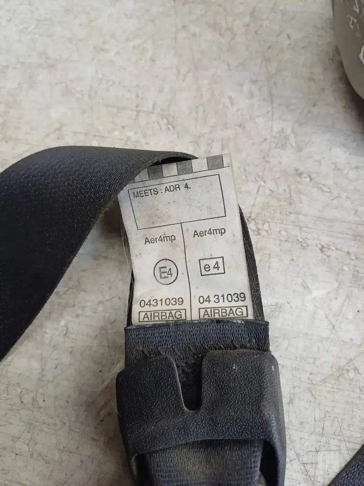 Toyota Avensis Verso (2001 - 2004) 0431039 Передний ремень безопасности — фото 8