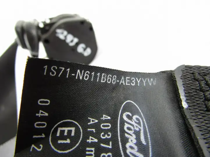 Ford Mondeo Mk III (2000 - 2007) Задний ремень безопасности — фото 1