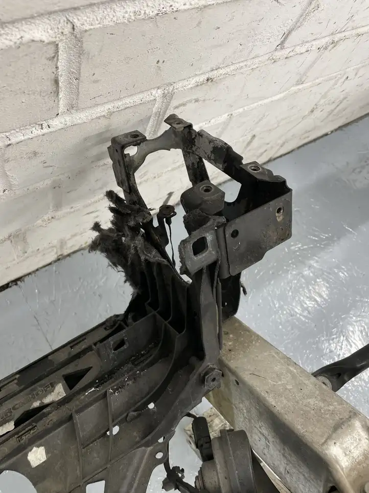 BMW M6 F06/F12/F13 (2012 - 2018) 7211487 Панель радиаторов двигателя — фото 4