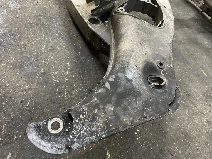 BMW M6 F06/F12/F13 (2012 - 2018) 4930221108 Передняя балка подвески — фото 4