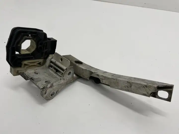 BMW M6 F06/F12/F13 (2012 - 2018) 7186514 Кронштейн панели радиатора — фото 1