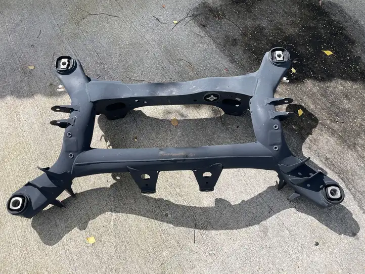 BMW 3 F30 F35 F31 (2012 - 2018) 6792507 Задняя балка подвески — фото 1