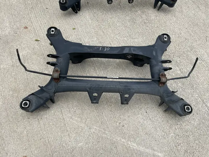 BMW 3 F30 F35 F31 (2012 - 2018) 785330 Задняя балка подвески — фото 3