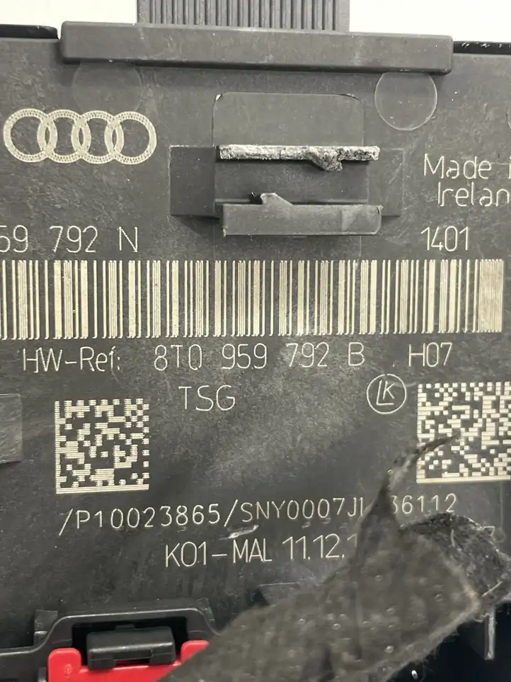 Audi A5 8T 8F (2007 - 2011) 8T0959792N Блок управления дверью — фото 3