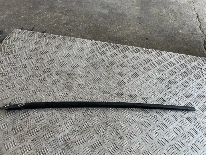 Volkswagen Golf VI (2009 - 2013) 5K0854320 Накладка стоек лобового стекла — фото 1