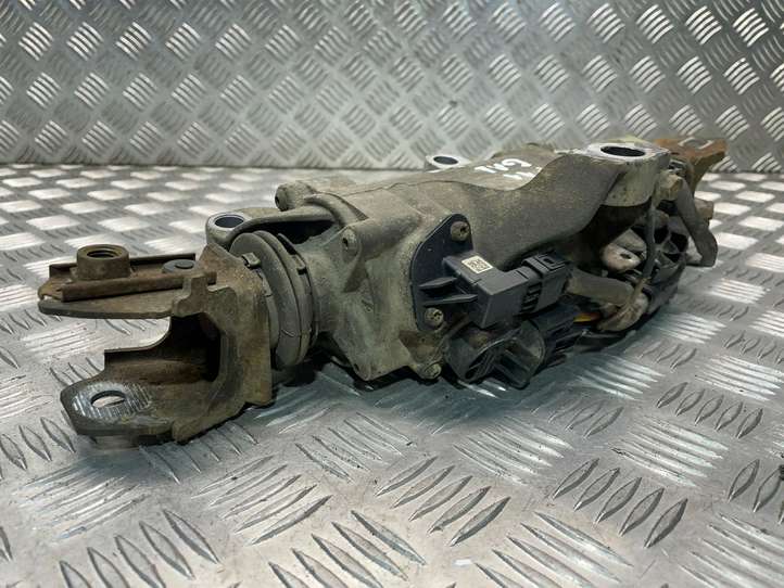 BMW 5 F10 F11 (2009 - 2016)  9327670520 Задняя рулевая колонка