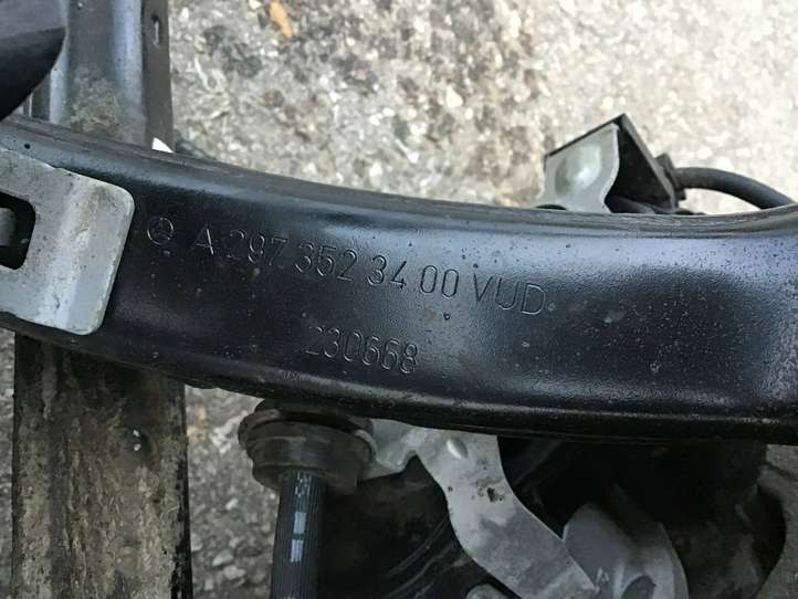 Mercedes-Benz EQS V297 (2021 - )  A2233525801 Задний поворотный кулак (ступица, цапфа)