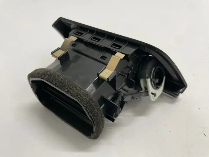 BMW 3 F30 F35 F31 (2012 - 2018) 9218550 Боковой воздушный дефлектор — фото 2