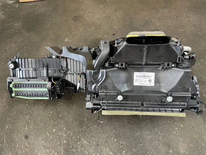 BMW 3 F30 F35 F31 (2012 - 2018) 9207085 Комплект системы вентиляции салона — фото 2