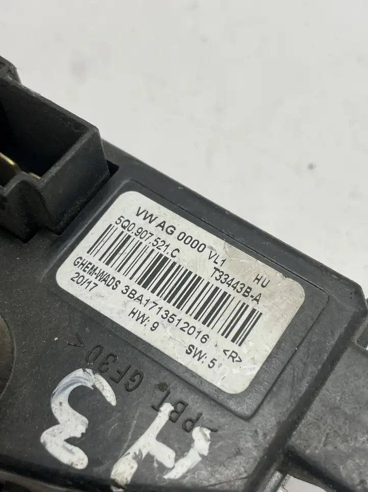 Audi A3/S3 8V (2012 - 2016) 5Q0907521C Реле вентилятора печки салона — фото 2