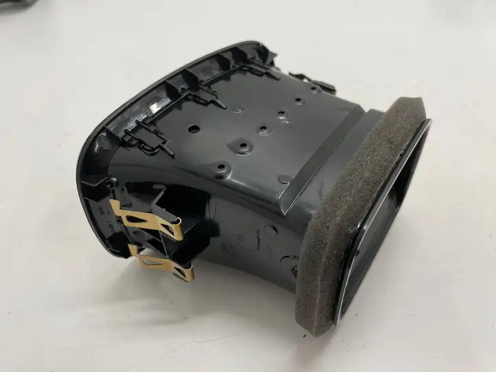 Mini Cooper Countryman F60 (2020 - 2023) 9332764 Боковой воздушный дефлектор — фото 3