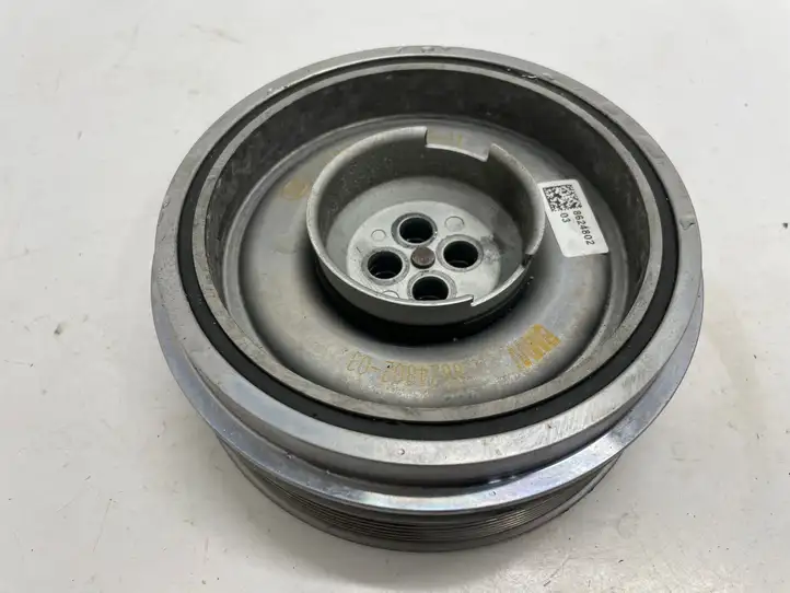 Mini Cooper Countryman F60 (2020 - 2023) 8624802 Шкив коленчатого вала — фото 1