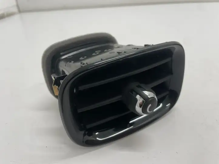 Mini Cooper Countryman F60 (2020 - 2023) 9332764 Боковой воздушный дефлектор — фото 1