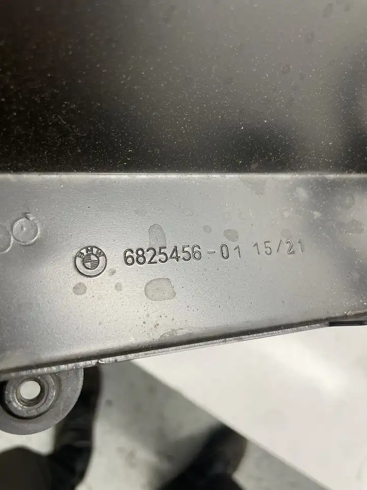 Mini Cooper Countryman F60 (2020 - 2023) 6825456 Прочие детали днища — фото 3