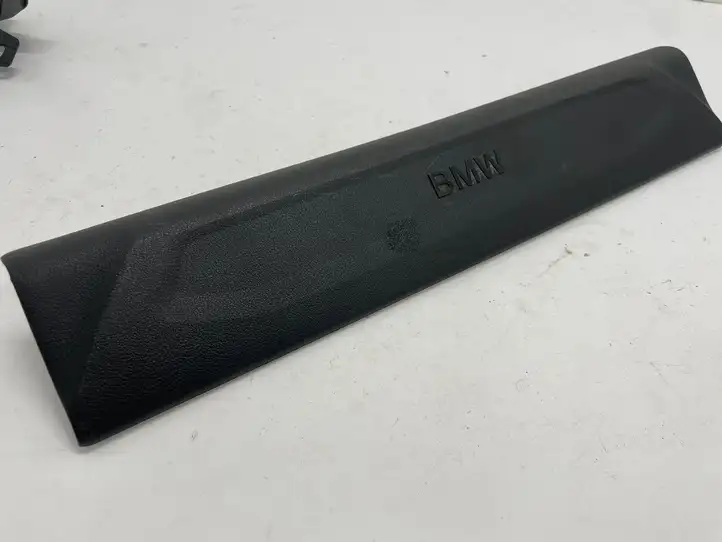 BMW 1 F40 (2019 - ) 7444937 Внутренняя отделка переднего порога — фото 1