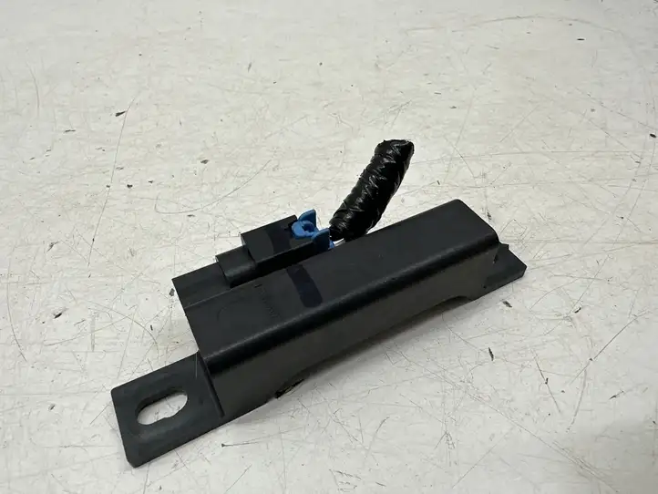 Nissan Leaf II (ZE1) (2017 - ) 6221108 Антенна бесключевого доступа — фото 1