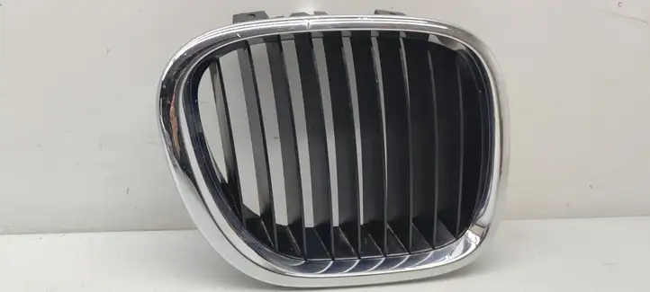 BMW Z3 E36 (1994 - 2002) 51138397504 Передняя решетка — фото 1