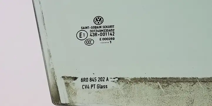 Volkswagen Polo V 6R (2009 - 2015) 6R0845202A Стекло передней двери — фото 2