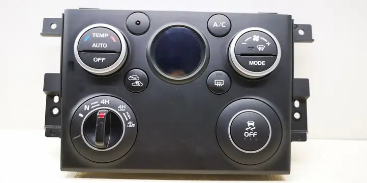 Suzuki Grand Vitara II (2012 - 2015) 3951076K0 Блок управления климат-контролем — фото 1