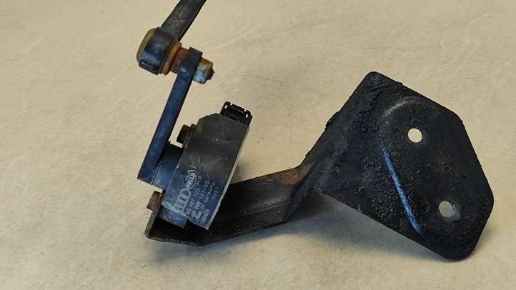 Audi A4 (2000 - 2006)  8E0907503 Датчик высоты (фар)