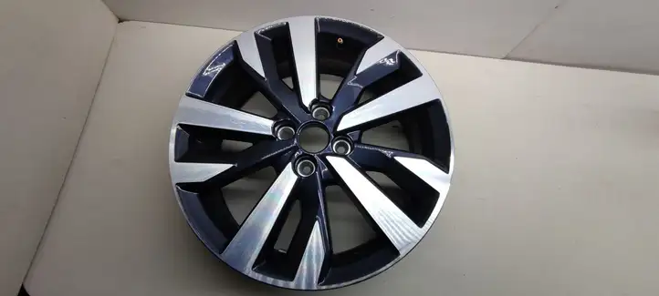 Nissan Micra K14 (2017 - ) 5FA3B Легкосплавный колесный диск R17 — фото 1