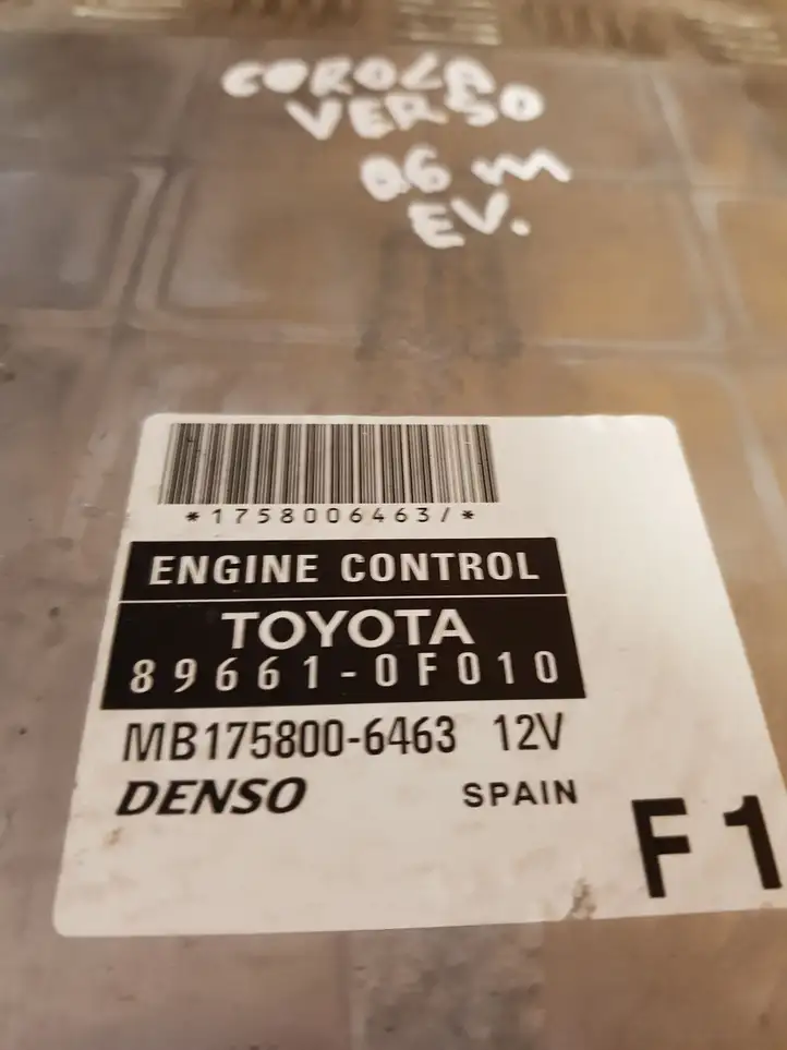Toyota Corolla Verso AR10 (2004 - 2009) 896610F010 Блок управления двигателем (ЭБУ) — фото 2
