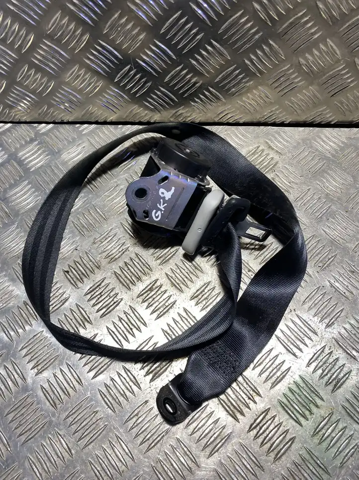 Toyota Verso (2009 - 2012) 733700F021 Задний ремень безопасности — фото 1