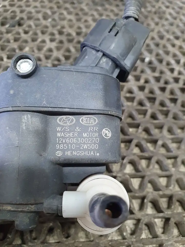 Kia Ceed (2015 - 2018) 985102W500 Насос омывателя стекла — фото 6
