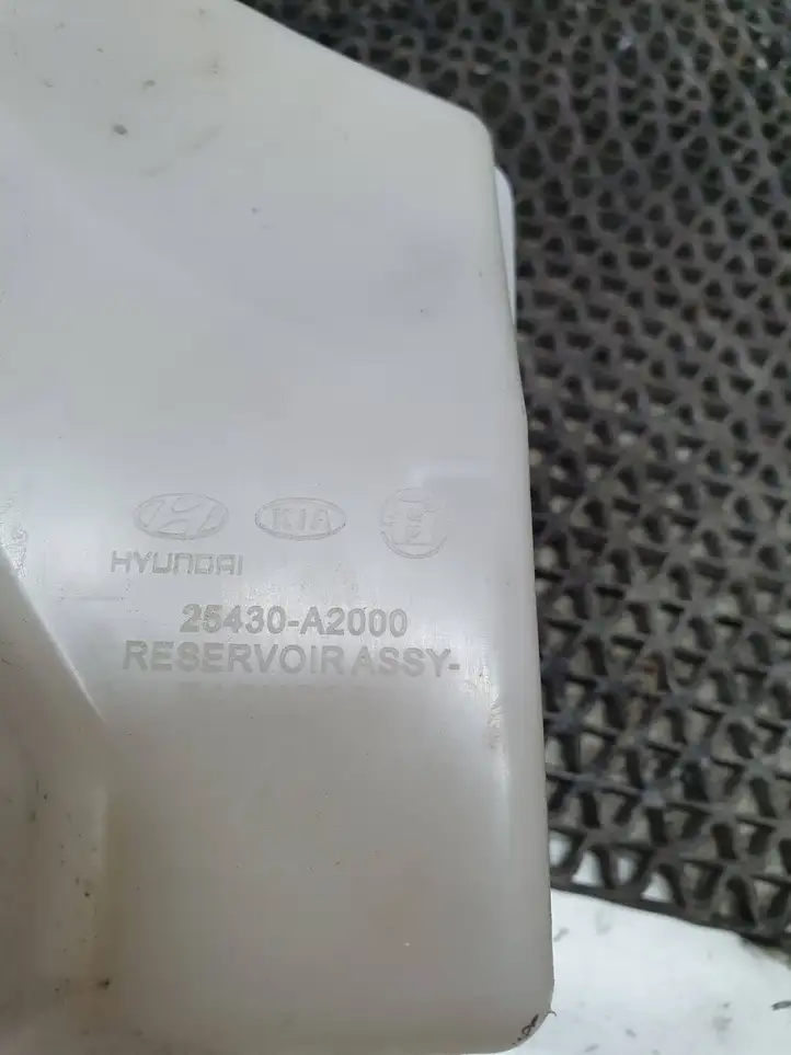 Kia Ceed (2015 - 2018) 25430A2000 Расширительный бачок — фото 7