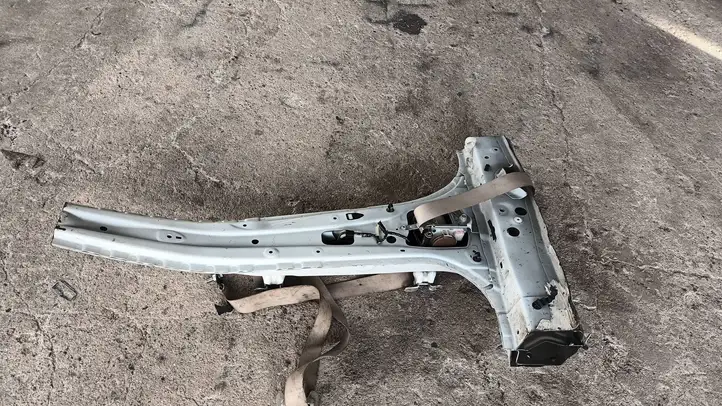Subaru Outback (BS) (2014 - 2019) Средняя стойка кузова (B) — фото 7