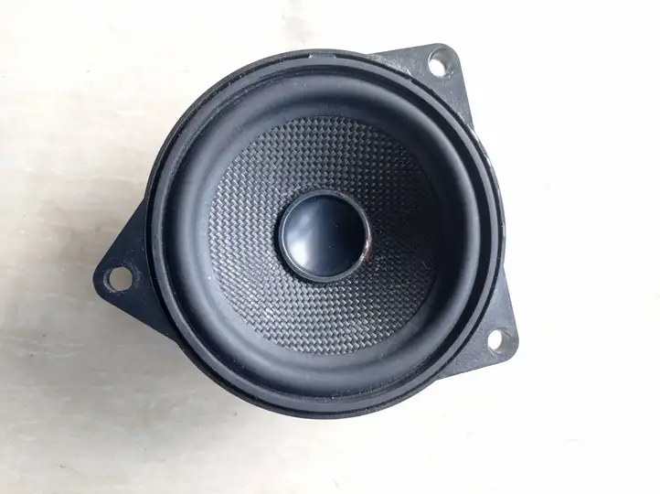 BMW 5 F10 F11 (2009 - 2016) 9133410 Динамики задней полки — фото 1