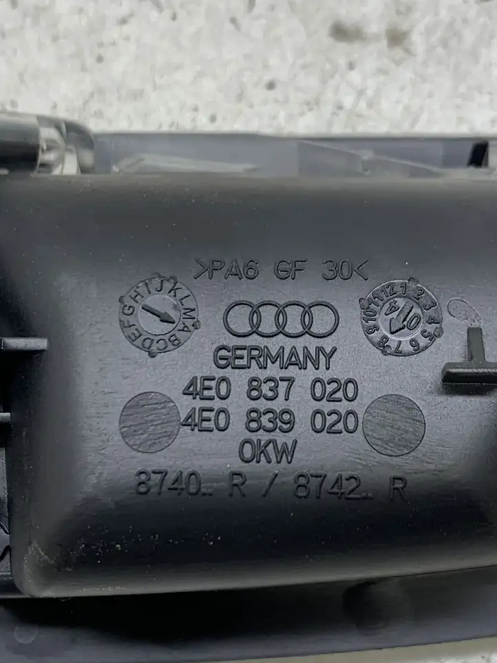 Audi A8 S8 D3 4E (2002 - 2005) 4E0837020 Внутренняя ручка двери — фото 3