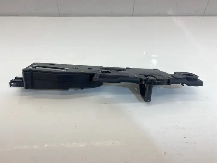 Audi A6 C7 (2014 - 2018) 4F9827383H Доводчик крышки багажника — фото 1