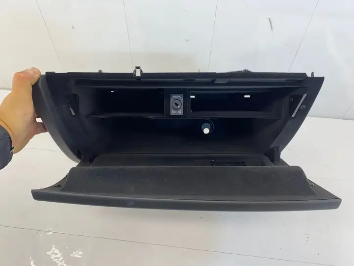 Audi A6 C7 (2014 - 2018) 4G8857035F Бардачок в сборе — фото 4