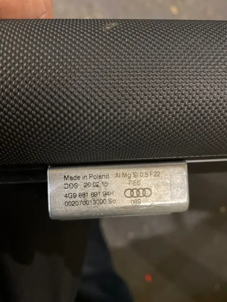 Audi A6 C7 (2014 - 2018) 4G986169194H Шторка багажника (сетка) — фото 8