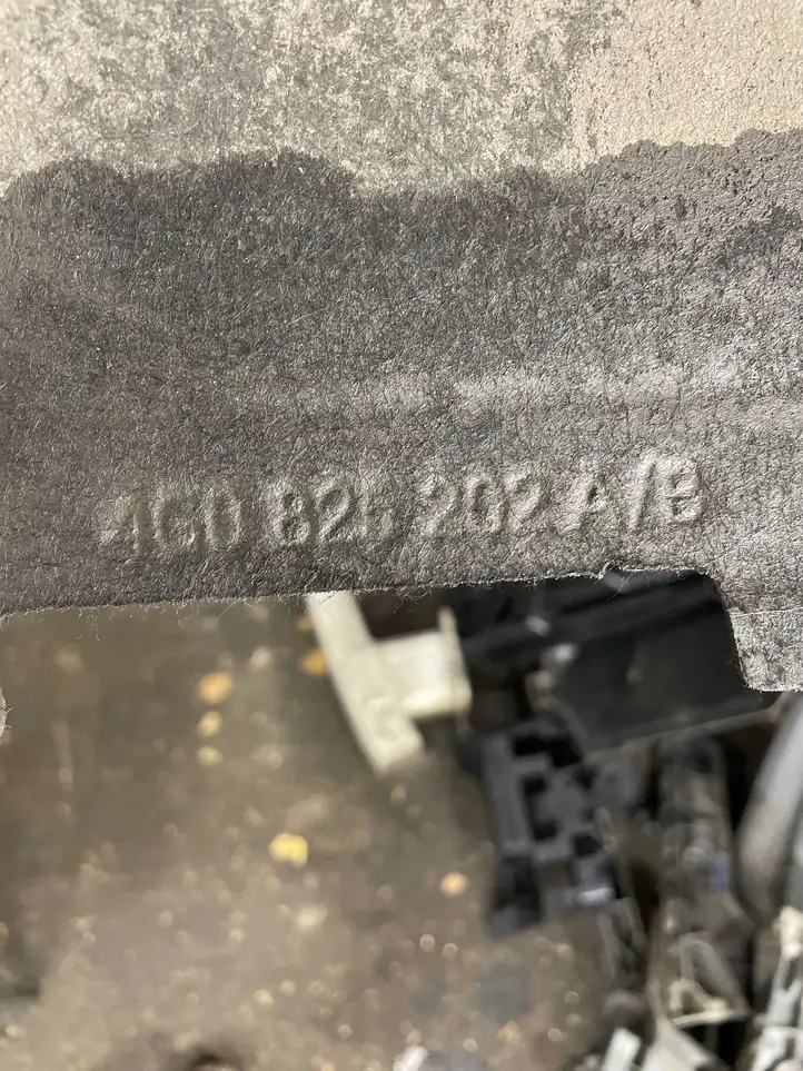 Audi A6 C7 (2014 - 2018) 4G0825202A Защита днища — фото 5