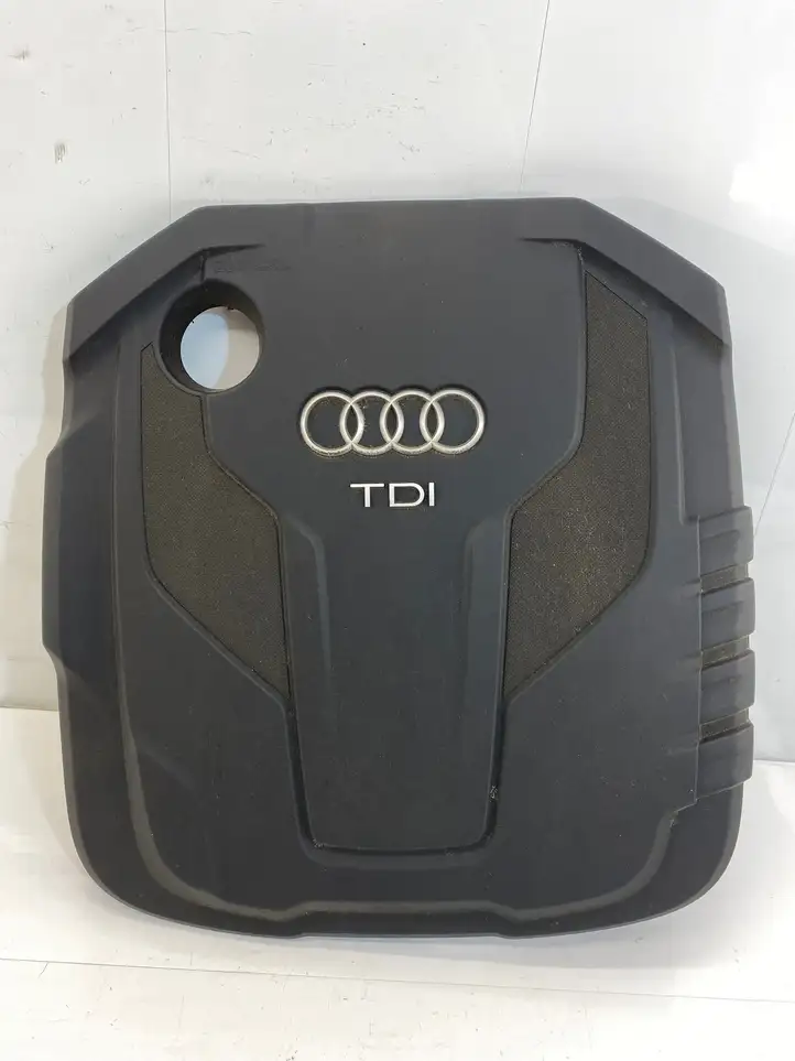 Audi A6 C7 (2014 - 2018) 04l103925d Крышка двигателя декоративная — фото 1