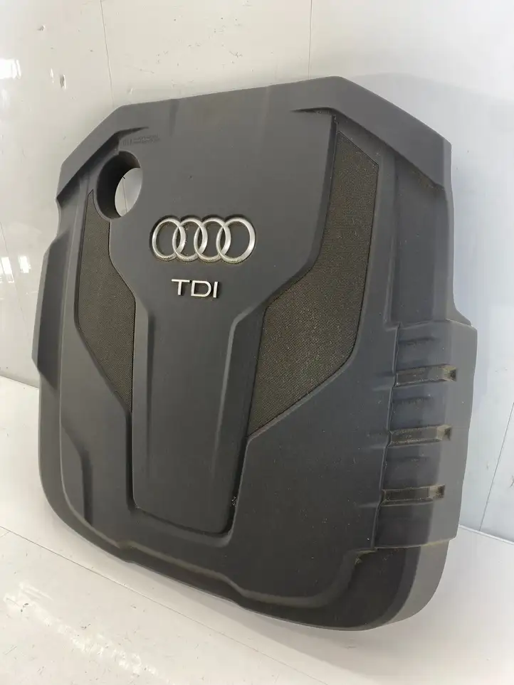 Audi A6 C7 (2014 - 2018) 04l103925d Крышка двигателя декоративная — фото 2