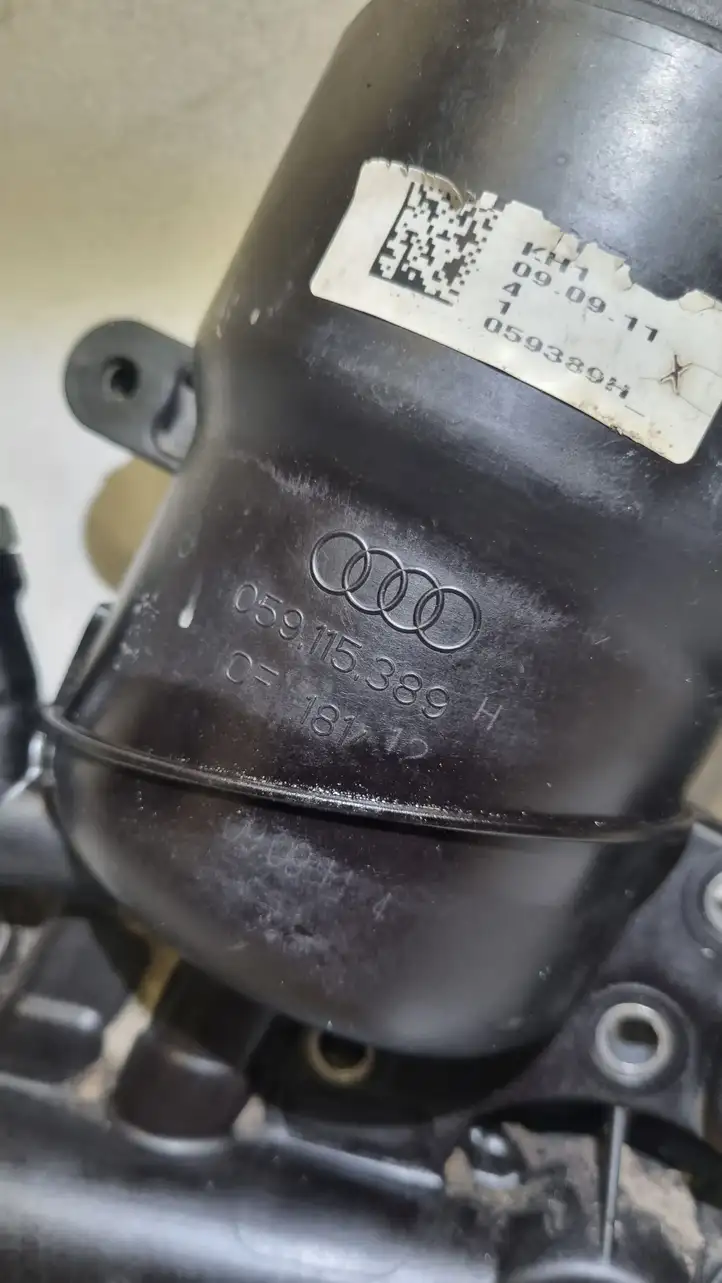 Audi A6 C7 (2011 - 2014) 059115389H Кронштейн масляного фильтра — фото 3