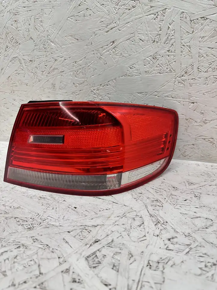BMW 3 E92 E93 (2005 - 2014) 480022R Задний фонарь в кузове — фото 1