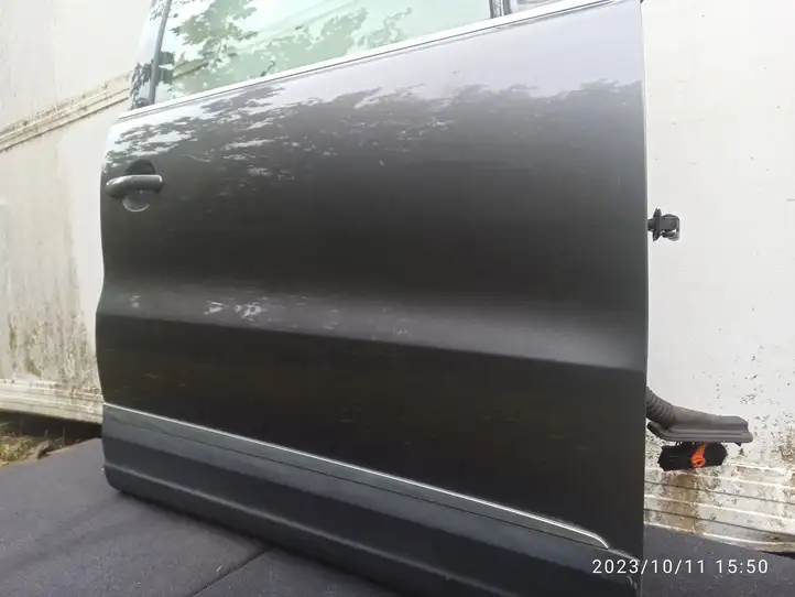 Volkswagen Tiguan (2011 - 2016) Дверь — фото 2